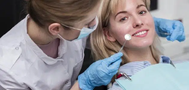 تفسير رؤية طبيب الأسنان في المنام