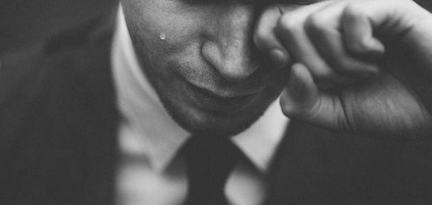 البكاء على قبر الميت في المنام