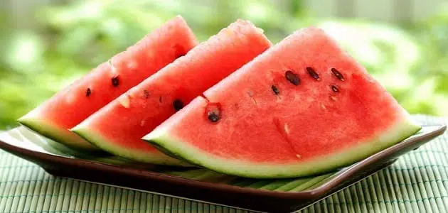 رؤية الميت يأكل البطيخ في المنام