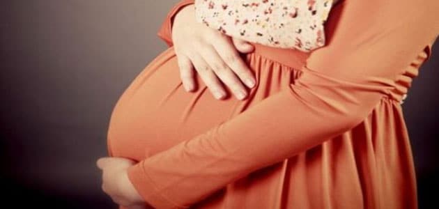 رؤية امرأة اعرفها حامل في المنام