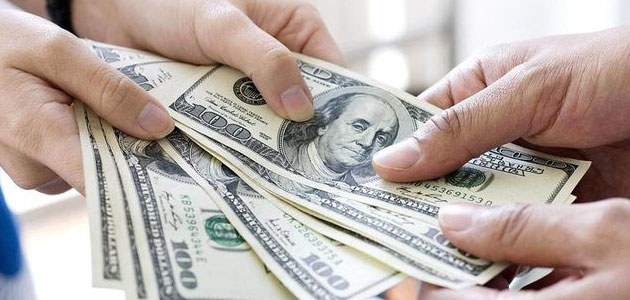 تفسير حلم شخص أعطاني نقود ورقية للمتزوجه